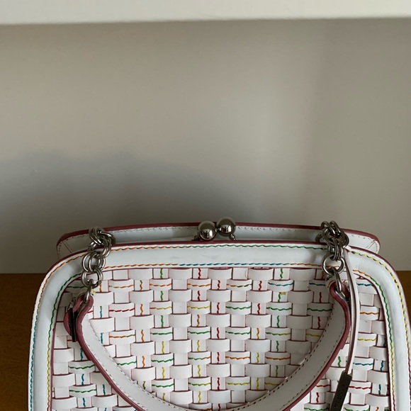 Handbag - Picture 2 of 8